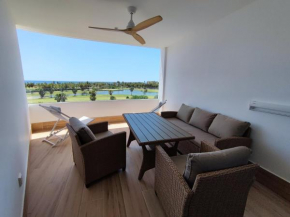 Maravillosas vistas mar y golf